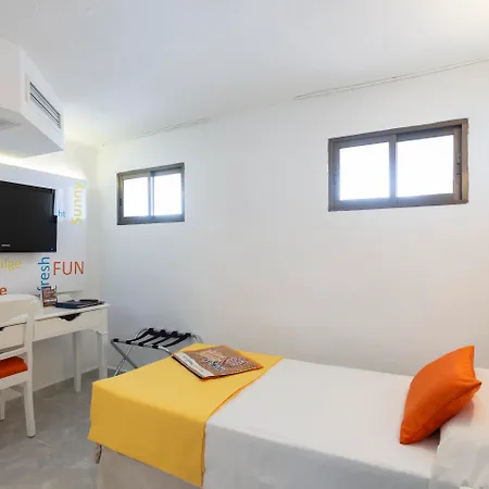 Globales Cortijo Blanco 3* マルベーリャ