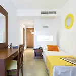 Globales Cortijo Blanco Марбелья