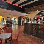 Отель Globales Cortijo Blanco 3*