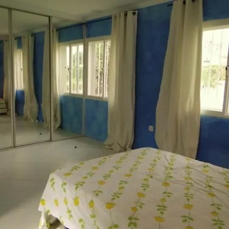 מלון Globales Cortijo Blanco 3*