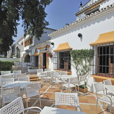 Globales Cortijo Blanco 3* Marbella