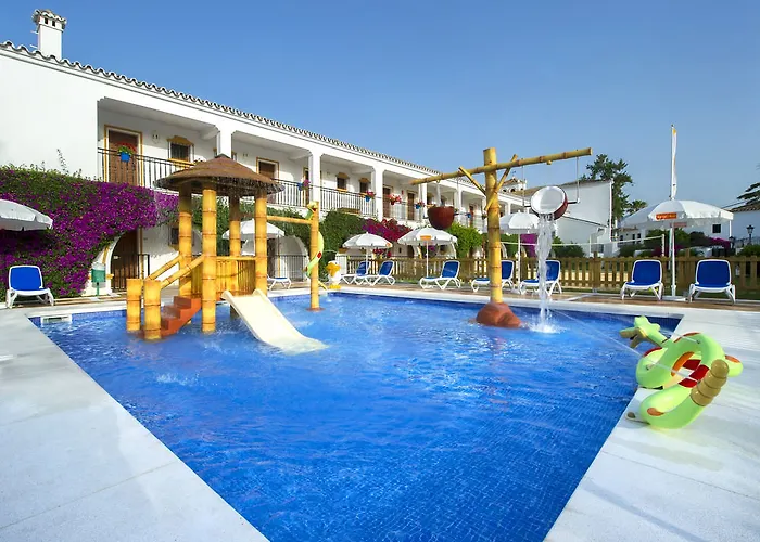 Hotell Globales Cortijo Blanco 3*