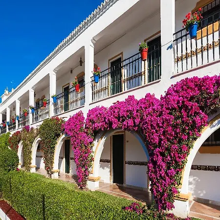 Готель Globales Cortijo Blanco 3*