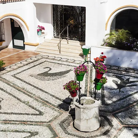 Готель Globales Cortijo Blanco Марбелья