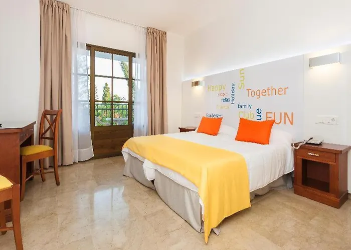 Globales Cortijo Blanco Hotel 3*