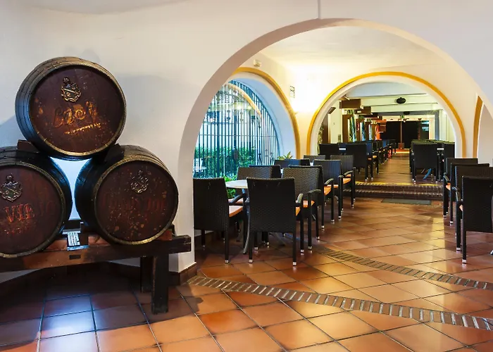 Hotel Globales Cortijo Blanco Marbella